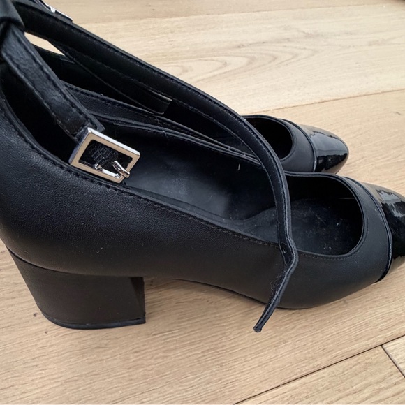 Steve Madden Eli Black Block Heel with patent tip - ankle strap - Picture 12 of 16